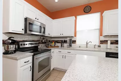 232 Village Commons Boulevard, Georgetown, TX 78633 - Photo 23