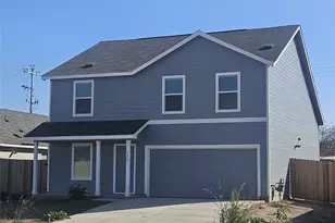 420 Drizzle Dr, Lockhart, TX 78644 - Photo 1