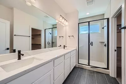 1531 N Red Bud Lane #33, Round Rock, TX 78665 - Photo 5