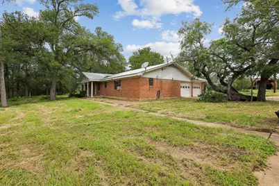 406 Monkey Road, Elgin, TX 78621 - Photo 3