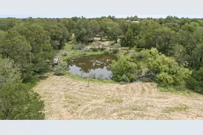 406 Monkey Road, Elgin, TX 78621 - Photo 35
