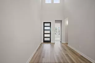 211 Craigends Yew Ln, Dripping Springs, TX 78620 - Photo 5