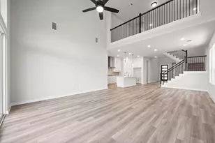 211 Craigends Yew Ln, Dripping Springs, TX 78620 - Photo 9