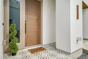 2602 Sutherland St, Austin, TX 78746 - Photo 3