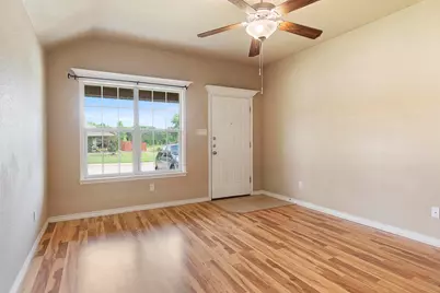 1005 Leah Drive #B, Troy, TX 76579 - Photo 3