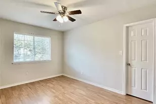 609 Chicago St, San Marcos, TX 78666 - Photo 11