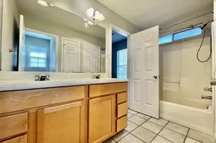 609 Chicago St, San Marcos, TX 78666 - Photo 9