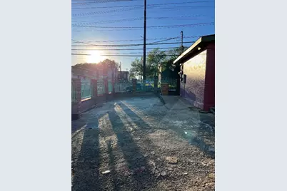 1157 Chicon Street, Austin, TX 78702 - Photo 15