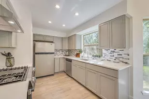 8304 Bradford Edward Cove, Austin, TX 78759 - Photo 15