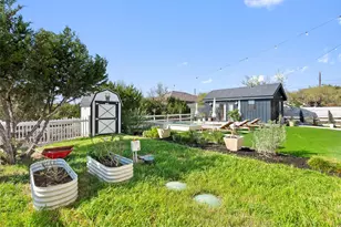 17600 Lake Shore Dr, Dripping Springs, TX 78620 - Photo 33