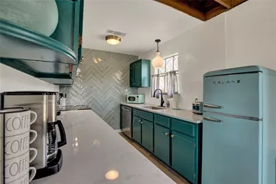 229 Sunday Circle, Fredericksburg, TX 78624 - Photo 3