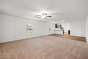 101 Fairfax Ln, Jarrell, TX 76537 - Photo 9