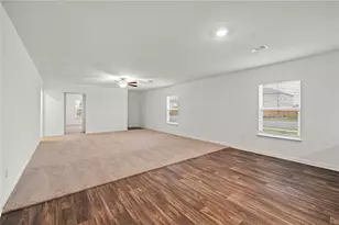 101 Fairfax Ln, Jarrell, TX 76537 - Photo 11