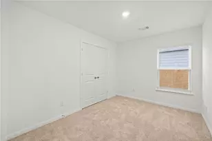 101 Fairfax Ln, Jarrell, TX 76537 - Photo 21