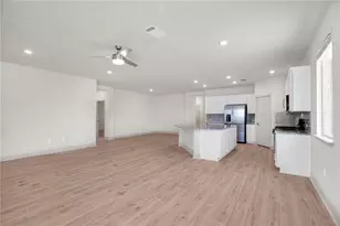 18021 Civorno Dr, Pflugerville, TX 78660 - Photo 9