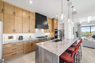 124 Ensberg Ln, Liberty Hill, TX 78642 - Photo 3