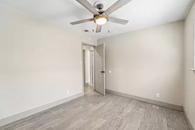 704 Buckingham Place, Austin, TX 78745 - Photo 13