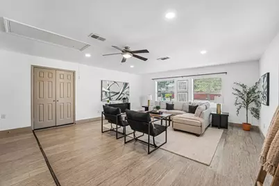 704 Buckingham Place, Austin, TX 78745 - Photo 9