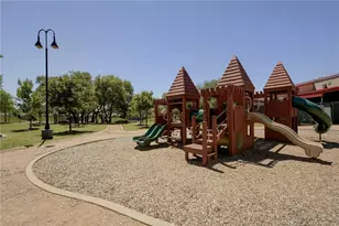 3106 Jeanne Marie Ct, Austin, TX 78745 - Photo 37