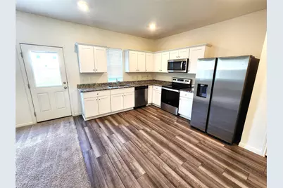 243 Waterbuck Loop, Hutto, TX 78634 - Photo 7