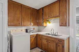 3311 Bengston St, Austin, TX 78702 - Photo 9