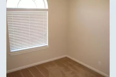 123 Bayliss Street, Hutto, TX 78634 - Photo 9