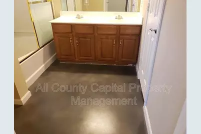 133 Ashwood N, Kyle, TX 78640 - Photo 9