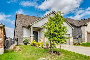 133 Papaya Dr, Buda, TX 78610 - Photo 5