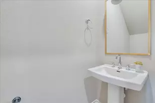 133 Papaya Dr, Buda, TX 78610 - Photo 19