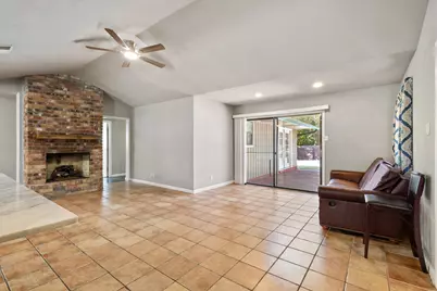 310 De Soto Drive, Universal City, TX 78148 - Photo 13