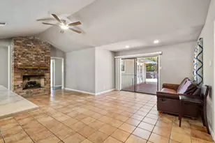 310 De Soto Dr, Universal City, TX 78148 - Photo 13