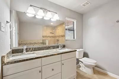 310 De Soto Drive, Universal City, TX 78148 - Photo 25