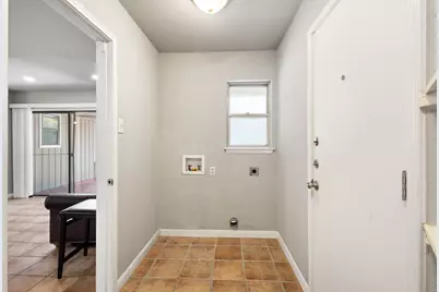 310 De Soto Drive, Universal City, TX 78148 - Photo 15