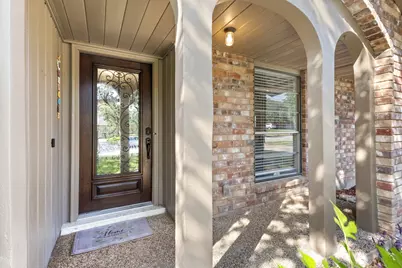 310 De Soto Drive, Universal City, TX 78148 - Photo 3