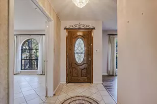 8900 Currywood Dr, Austin, TX 78759 - Photo 7