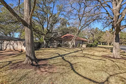 8900 Currywood Drive, Austin, TX 78759 - Photo 3
