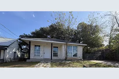 207 S Creek Street, Fredericksburg, TX 78624 - Photo 1