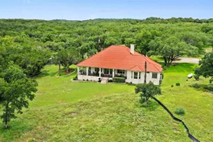 22658 Felicia Dr, Spicewood, TX 78669 - Photo 3