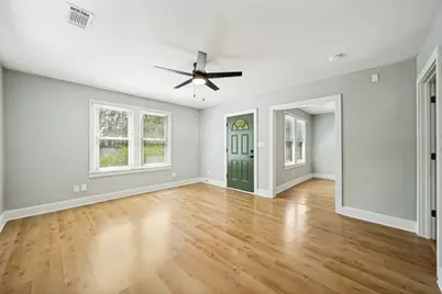2804 Breeze Terrace, Austin, TX 78722 - Photo 5
