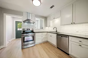 2804 Breeze Terrace, Austin, TX 78722 - Photo 7