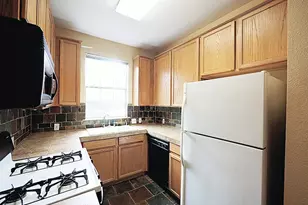 12401 Los Indios Trail, Austin, TX 78729 - Photo 21