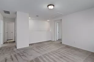 2950 E Old Settlers Blvd, Round Rock, TX 78665 - Photo 19
