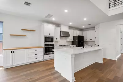 8320 Hubble Walk, Austin, TX 78744 - Photo 13