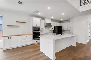 8320 Hubble Walk, Austin, TX 78744 - Photo 13