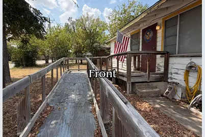 607 E 19th Street, Georgetown, TX 78626 - Photo 1