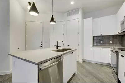 800 Embassy Drive #511, Austin, TX 78702 - Photo 7