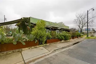 800 Embassy Dr, Austin, TX 78702 - Photo 33