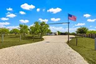 269 Callihan Rd, Lockhart, TX 78644 - Photo 3