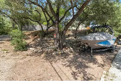 1403 Minnie Drive, Austin, TX 78732 - Photo 19