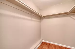 2700 Catalina Dr, Austin, TX 78741 - Photo 11